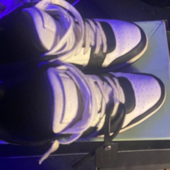 Off White Out Of Office Sneakers size 43(us10)